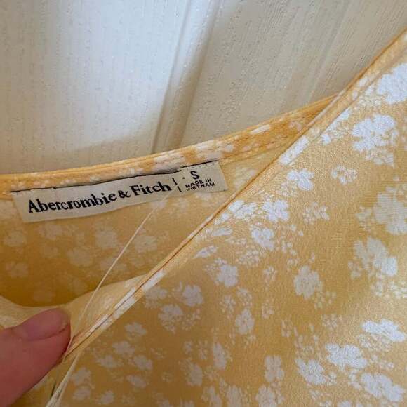 2 Pc Floral & Polka Dot Cami Tank Top Bundle Women’s Small Yellow & Green NWT - Picture 2 of 11